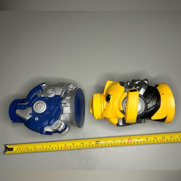 2012 Hasbro Transformers Bumble Bee & Optimus Prime Thermos Sip Mug Cup - Picture 2 of 12